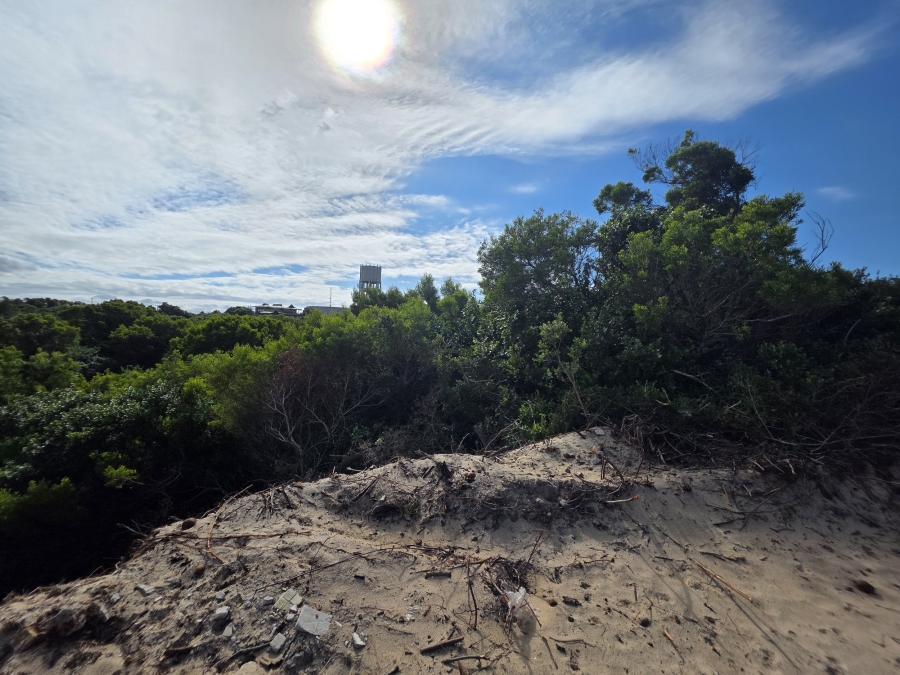 0 Bedroom Property for Sale in Paradise Beach Eastern Cape